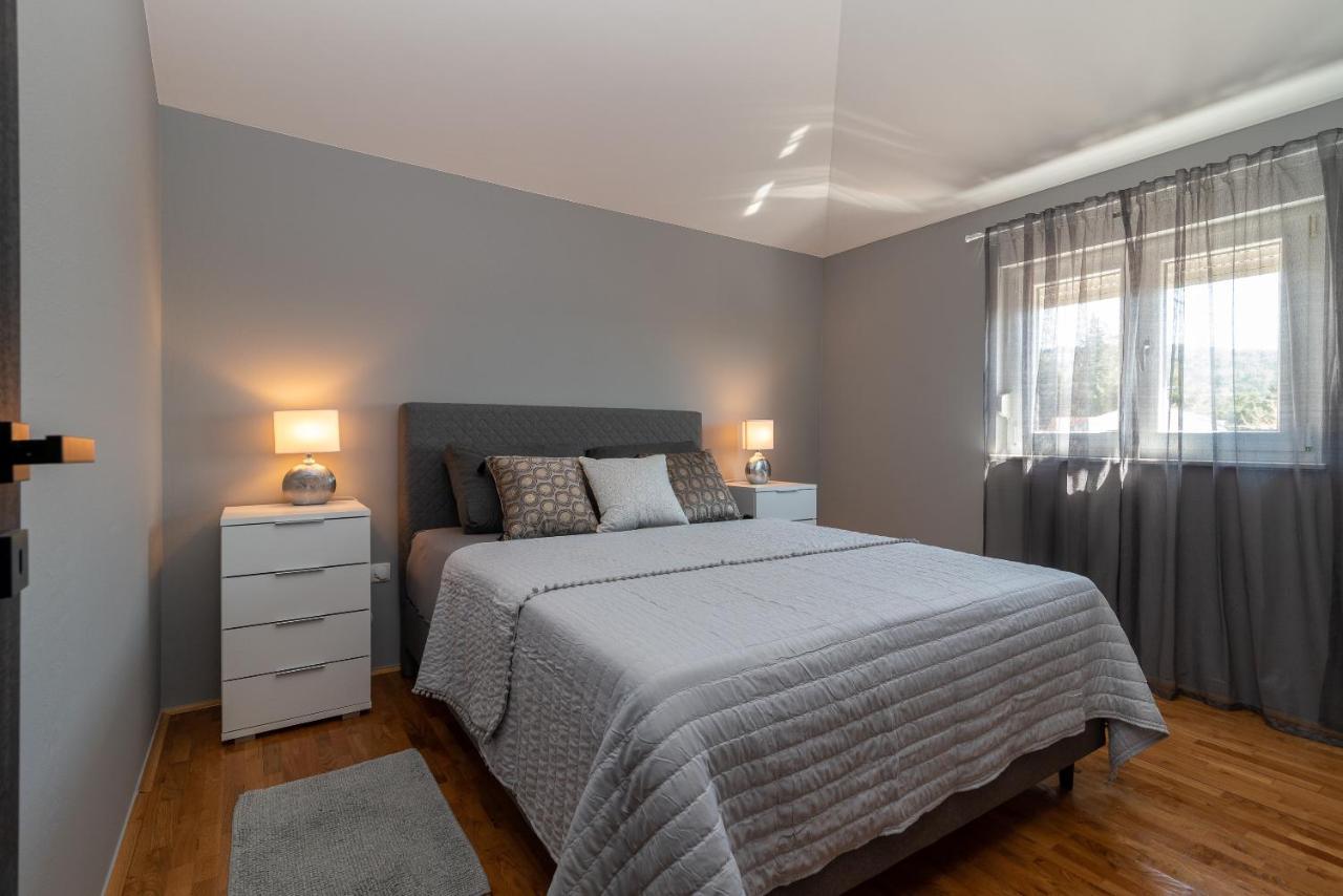 Apartment No. 8 特罗吉尔 外观 照片