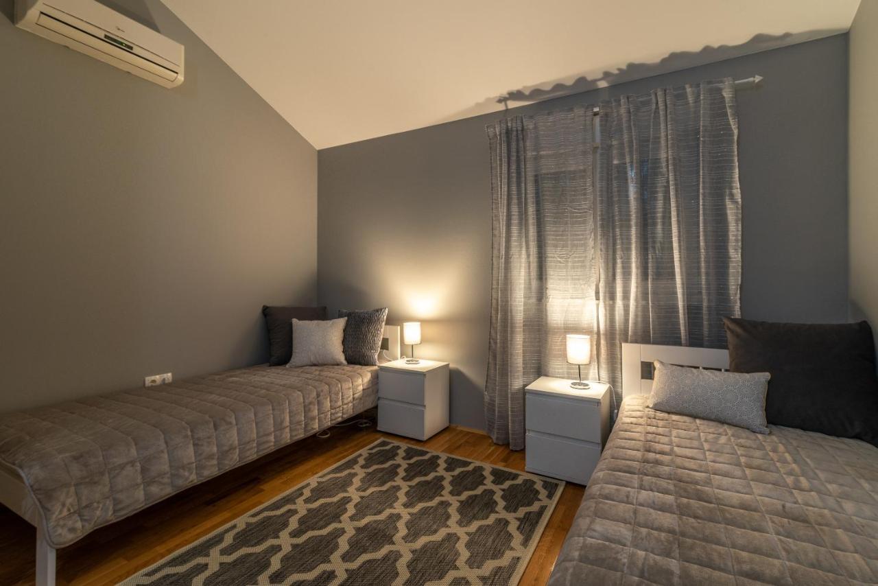 Apartment No. 8 特罗吉尔 外观 照片